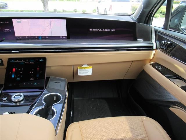 New 2026 Cadillac Escalade IQ Sport 2 image 15