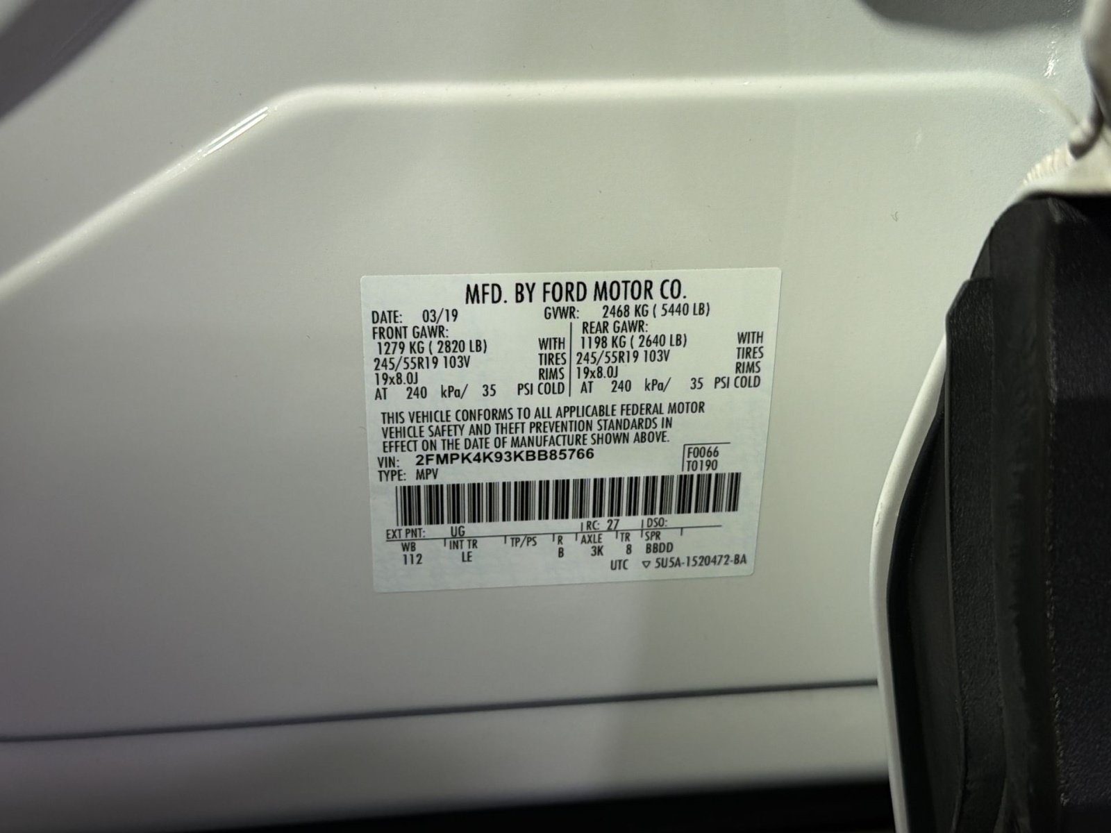 Used 2019 Ford Edge Titanium w/ Class II Trailer Tow Package AWD/4WD image 40