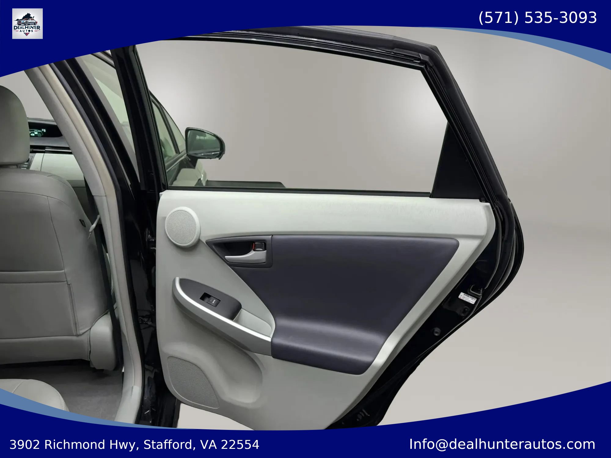 Used 2010 Toyota Prius Five FWD image 18