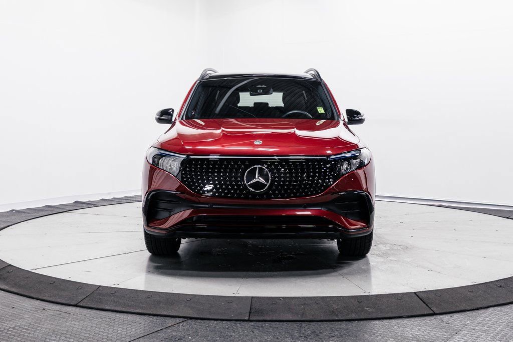 Used 2024 Mercedes-Benz EQB 300 4MATIC image 2