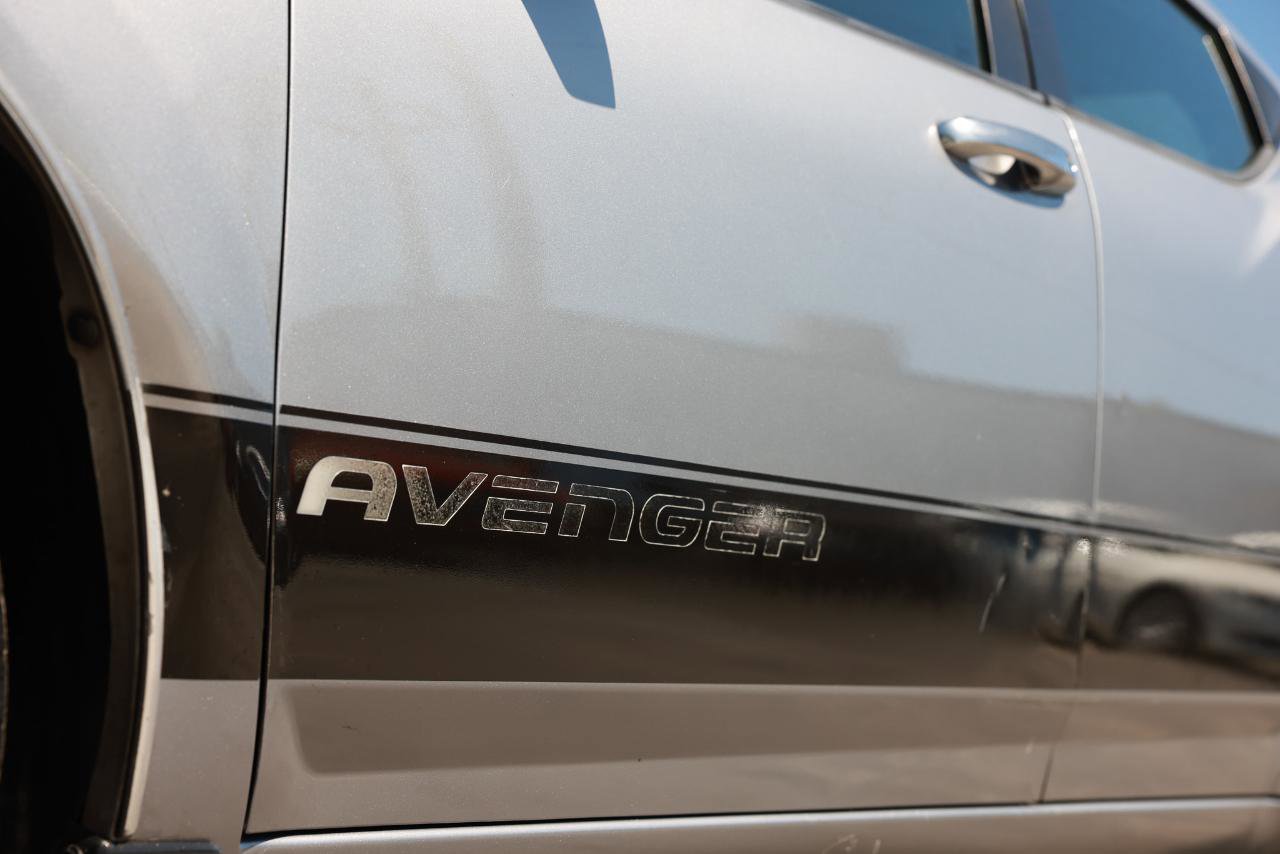 Used 2014 Dodge Avenger SE FWD image 34
