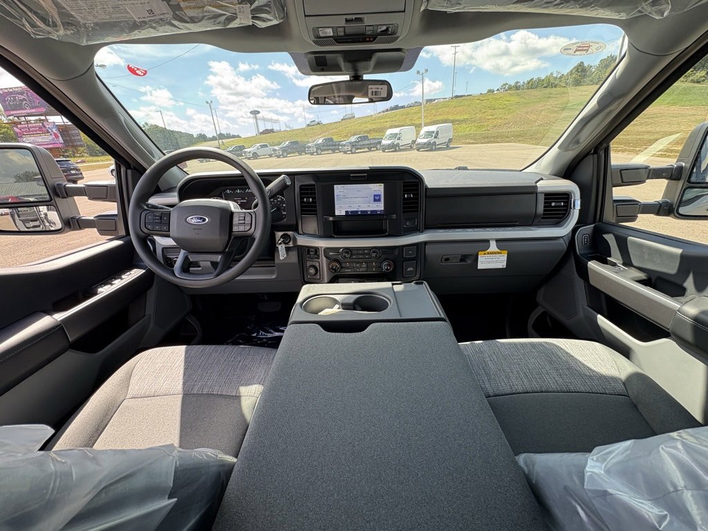 New 2026 Ford F250 XLT image 31