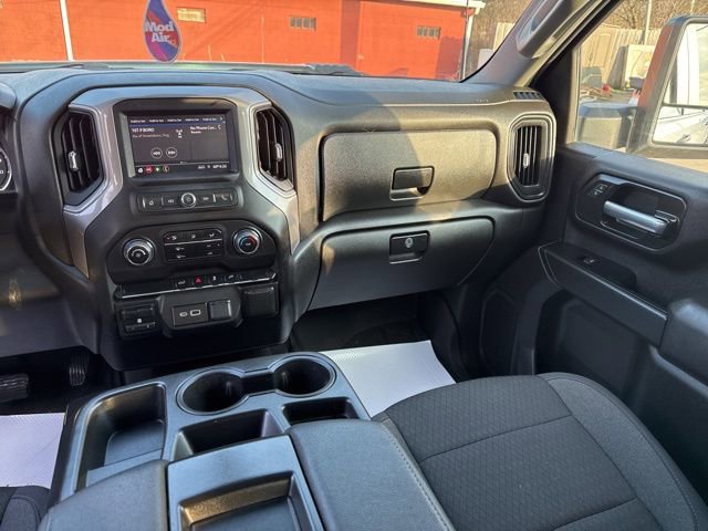 Used 2022 Chevrolet Silverado 2500 Custom w/ Custom Convenience Package image 11