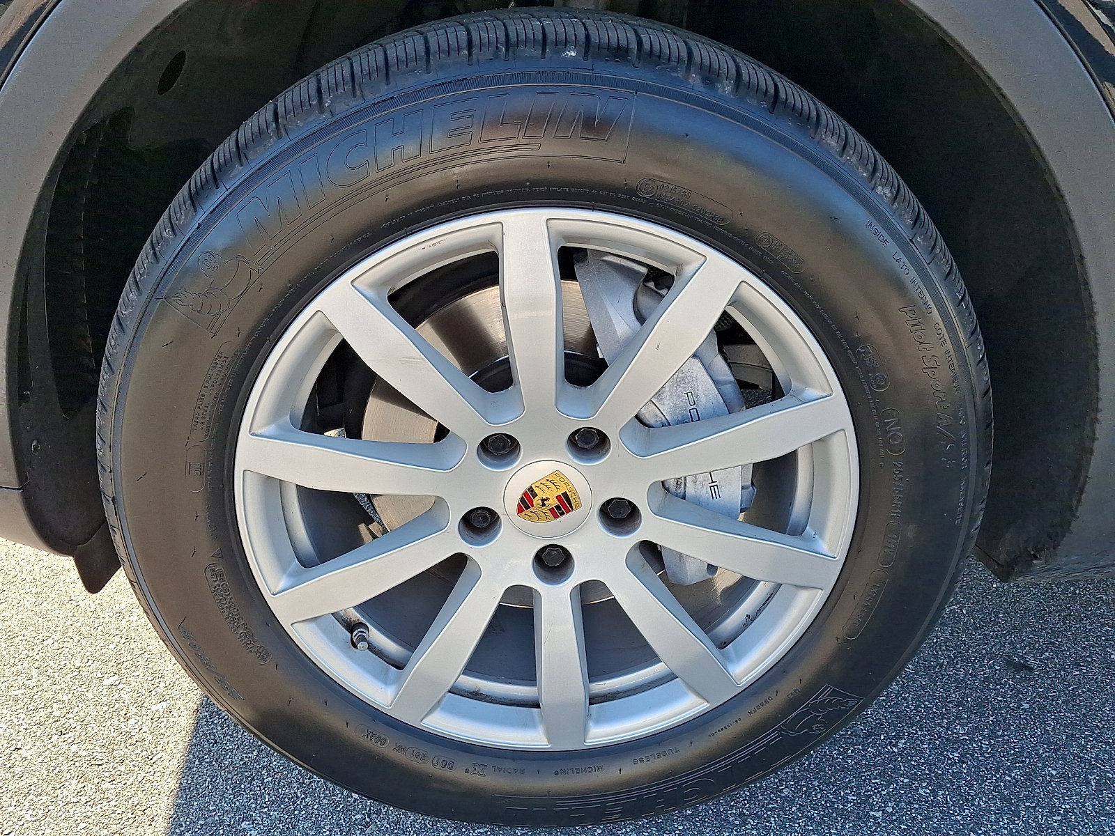 Used 2019 Porsche Cayenne AWD/4WD image 8