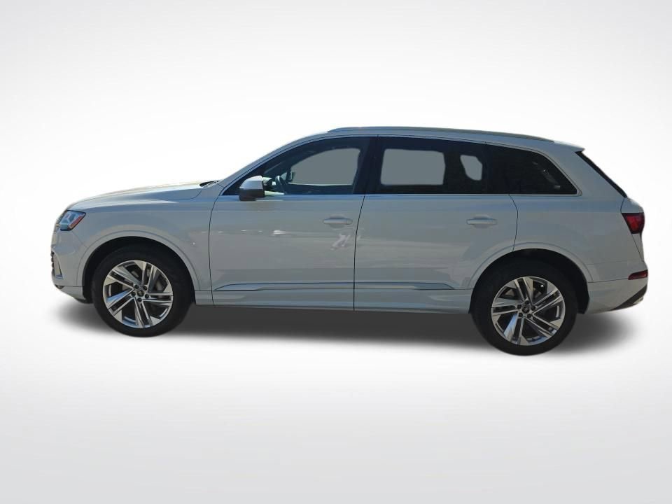 Used 2023 Audi Q7 2.0T Premium w/ Towing Package image 8