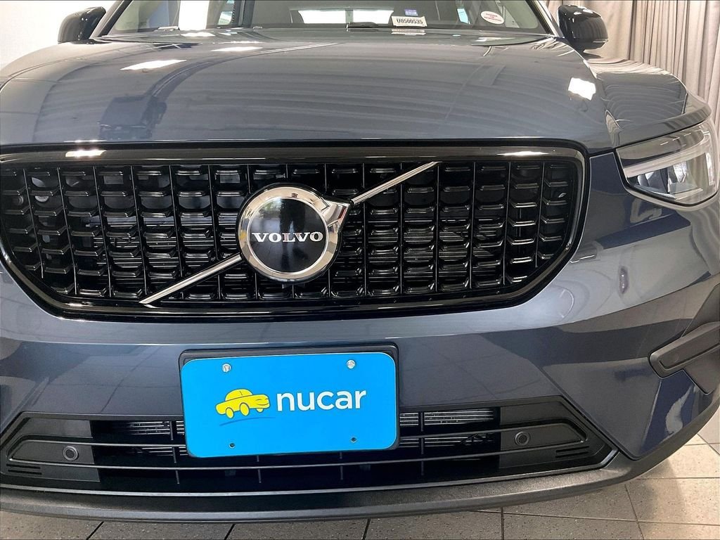 Used 2026 Volvo XC40 B5 Core AWD/4WD image 32