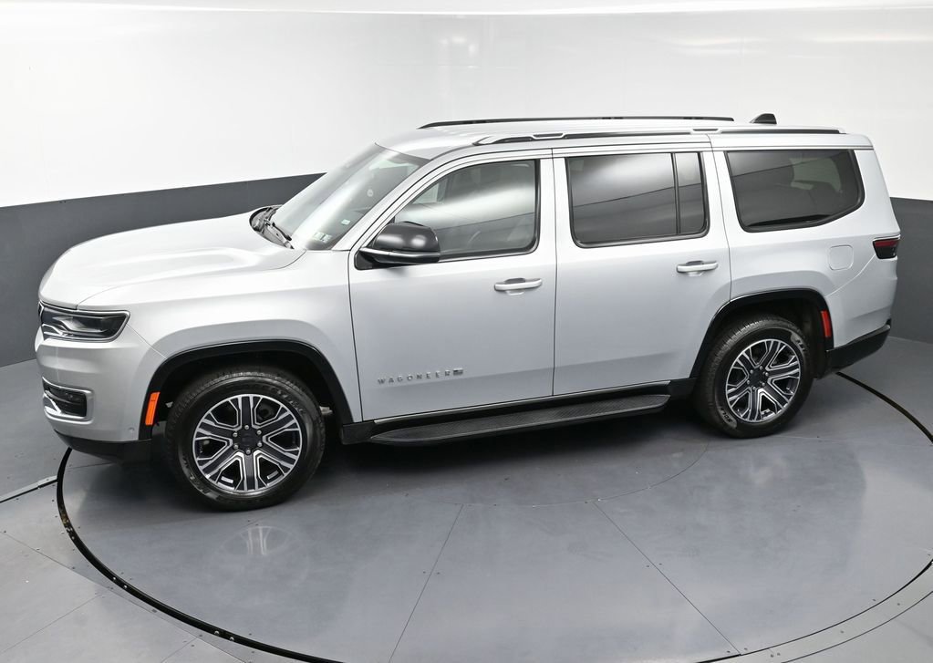 Used 2024 Jeep Wagoneer Series II w/ Flexible Seating Group image 53