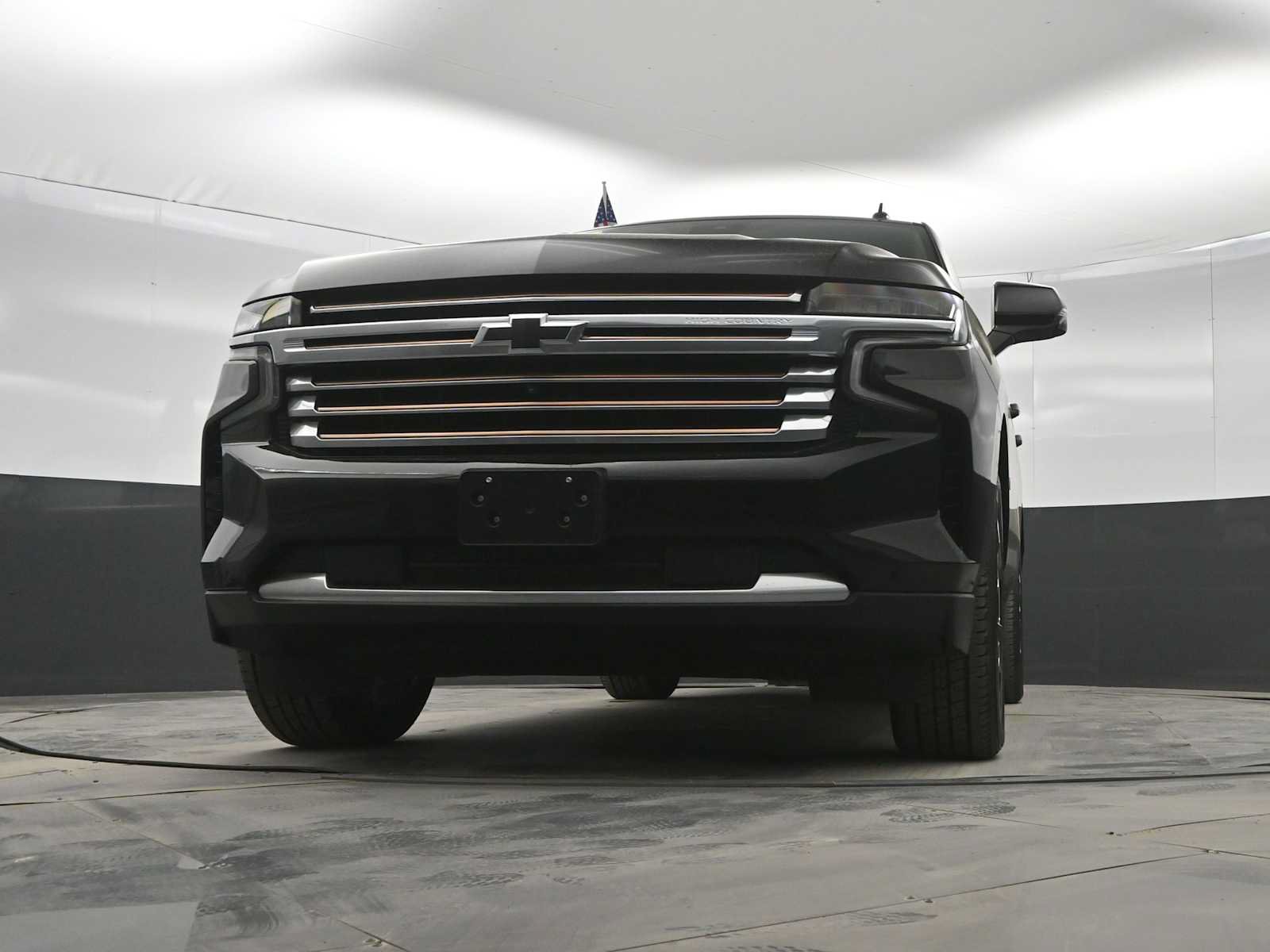 Used 2023 Chevrolet Tahoe High Country AWD/4WD image 32