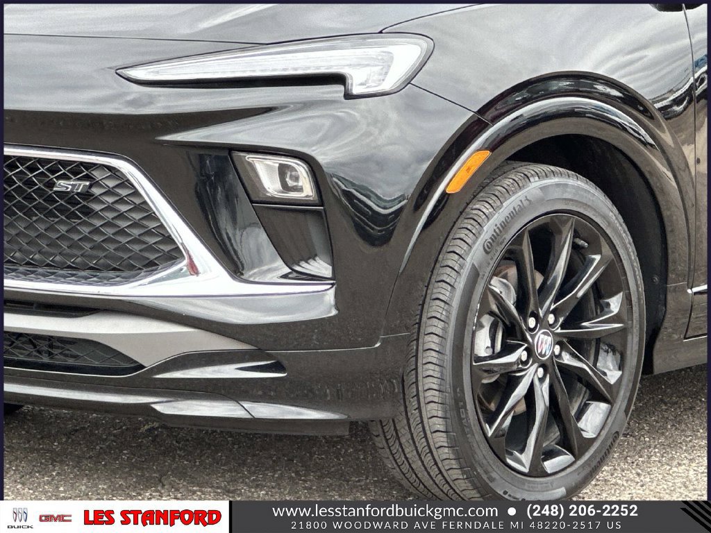 Used 2024 Buick Encore GX Sport Touring w/ Experience Buick Package FWD image 9