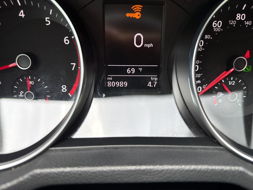 Used 2017 Volkswagen Passat 1.8T SE FWD image 17