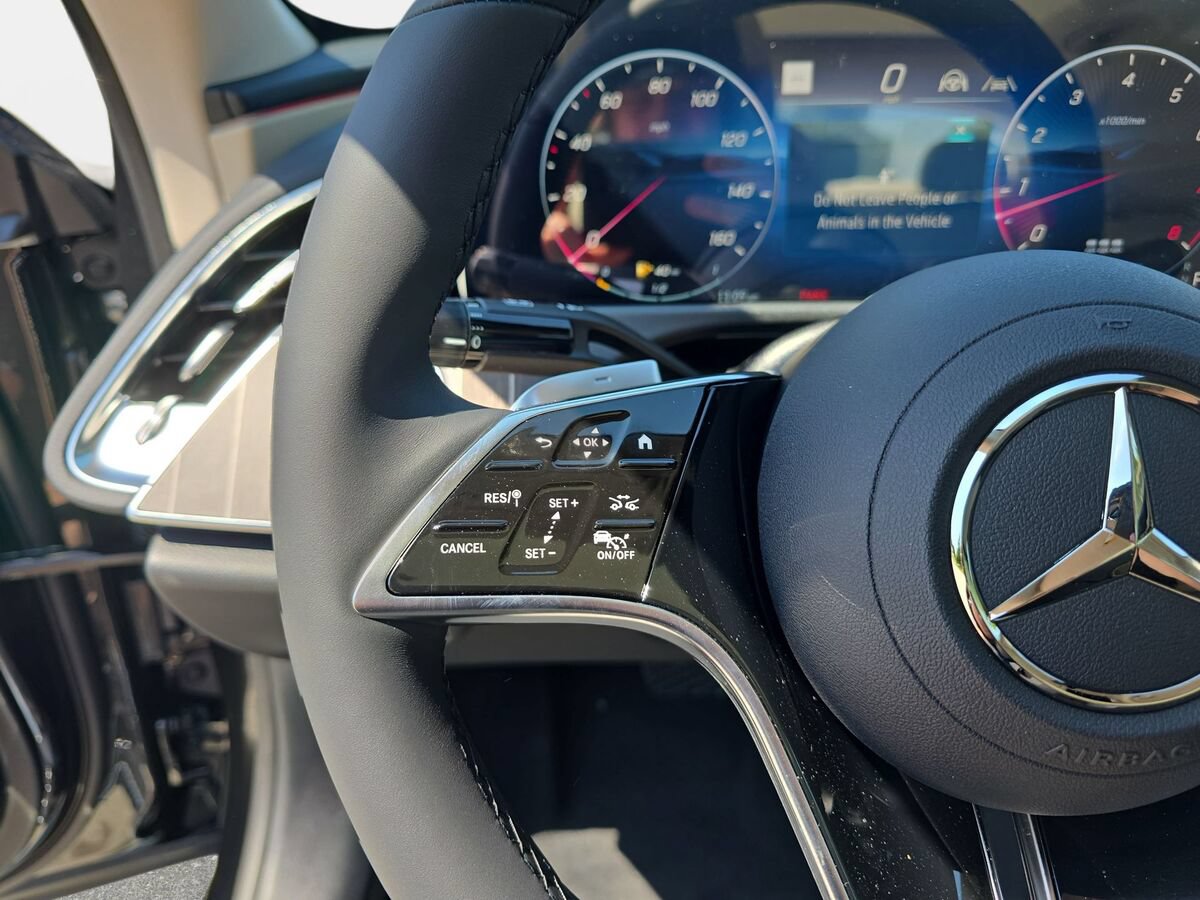 New 2026 Mercedes-Benz E 350 4MATIC Sedan image 17