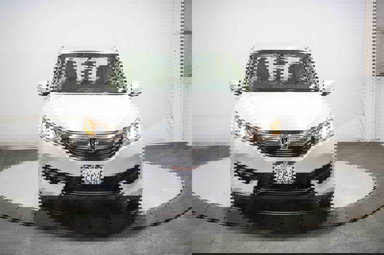 Used 2017 Honda Accord LX image 3