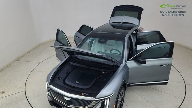 Used 2024 Cadillac Lyriq Luxury AWD/4WD image 86