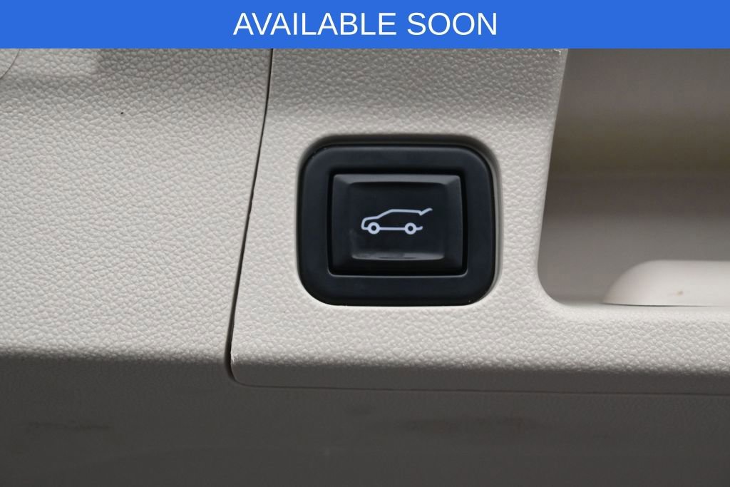Used 2021 GMC Acadia Denali w/ Denali Ultimate Package AWD/4WD image 39