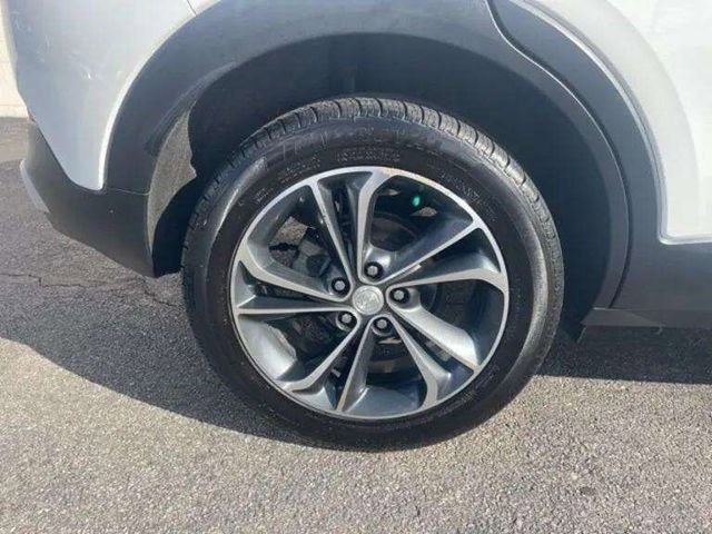 Used 2022 Buick Encore GX Select image 14