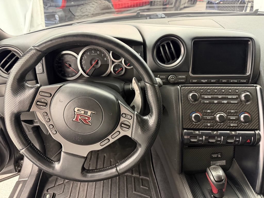 Used 2012 Nissan GT-R Black Edition AWD/4WD image 45