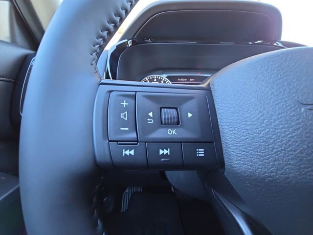 New 2026 Nissan Pathfinder SV image 11