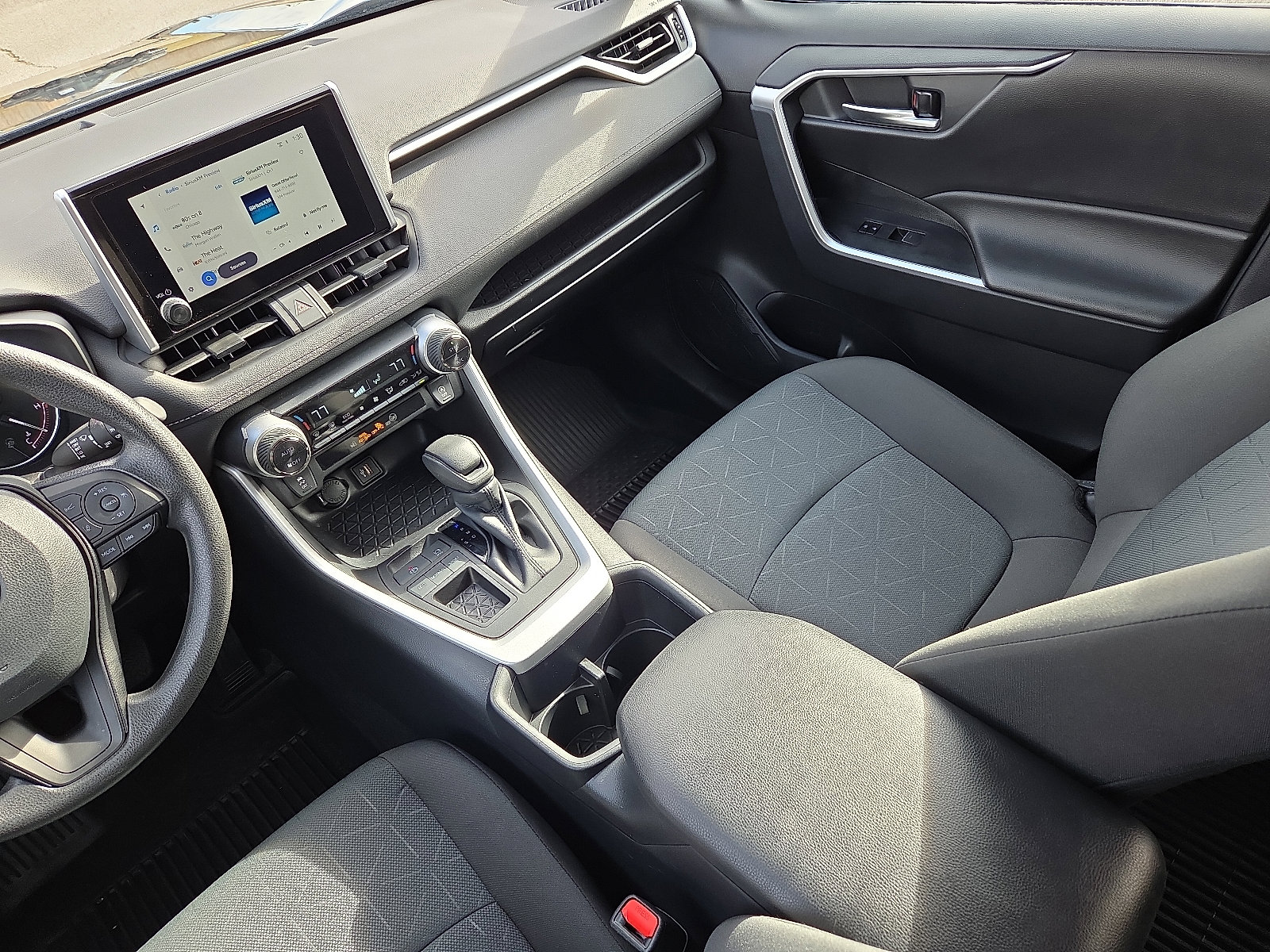 Used 2024 Toyota RAV4 XLE image 12