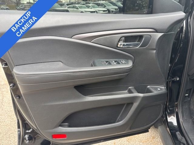 Used 2023 Honda Ridgeline Sport image 9