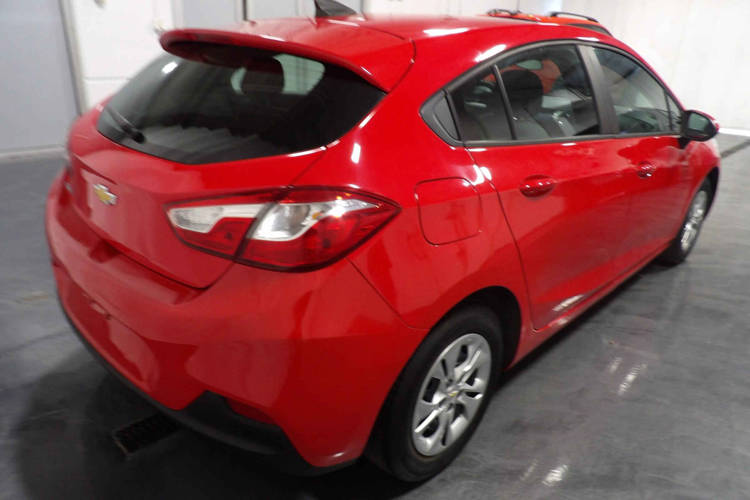 Used 2019 Chevrolet Cruze LS image 4