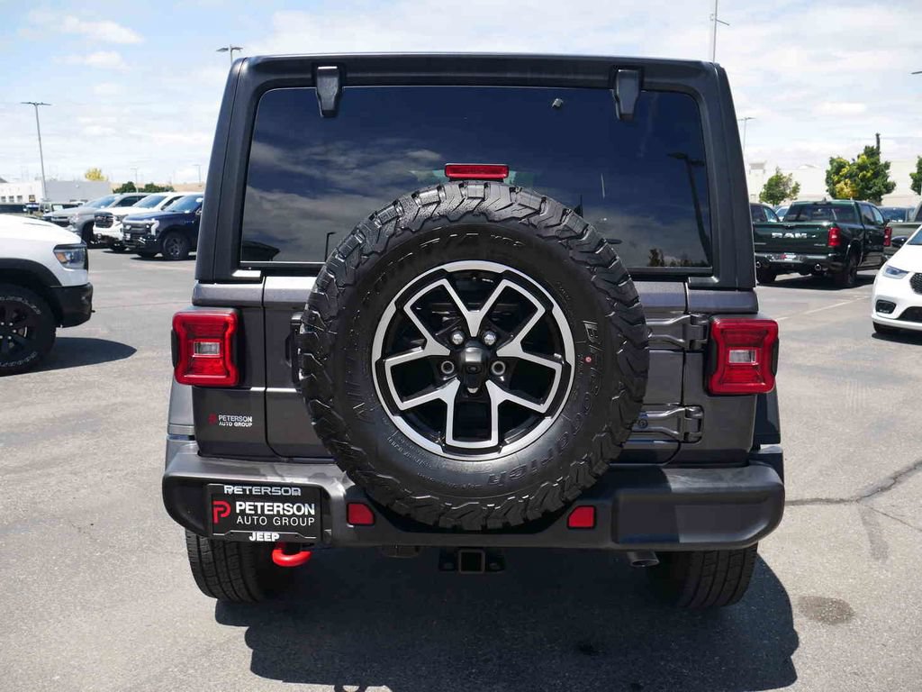 Used 2024 Jeep Wrangler Unlimited Rubicon AWD/4WD image 23