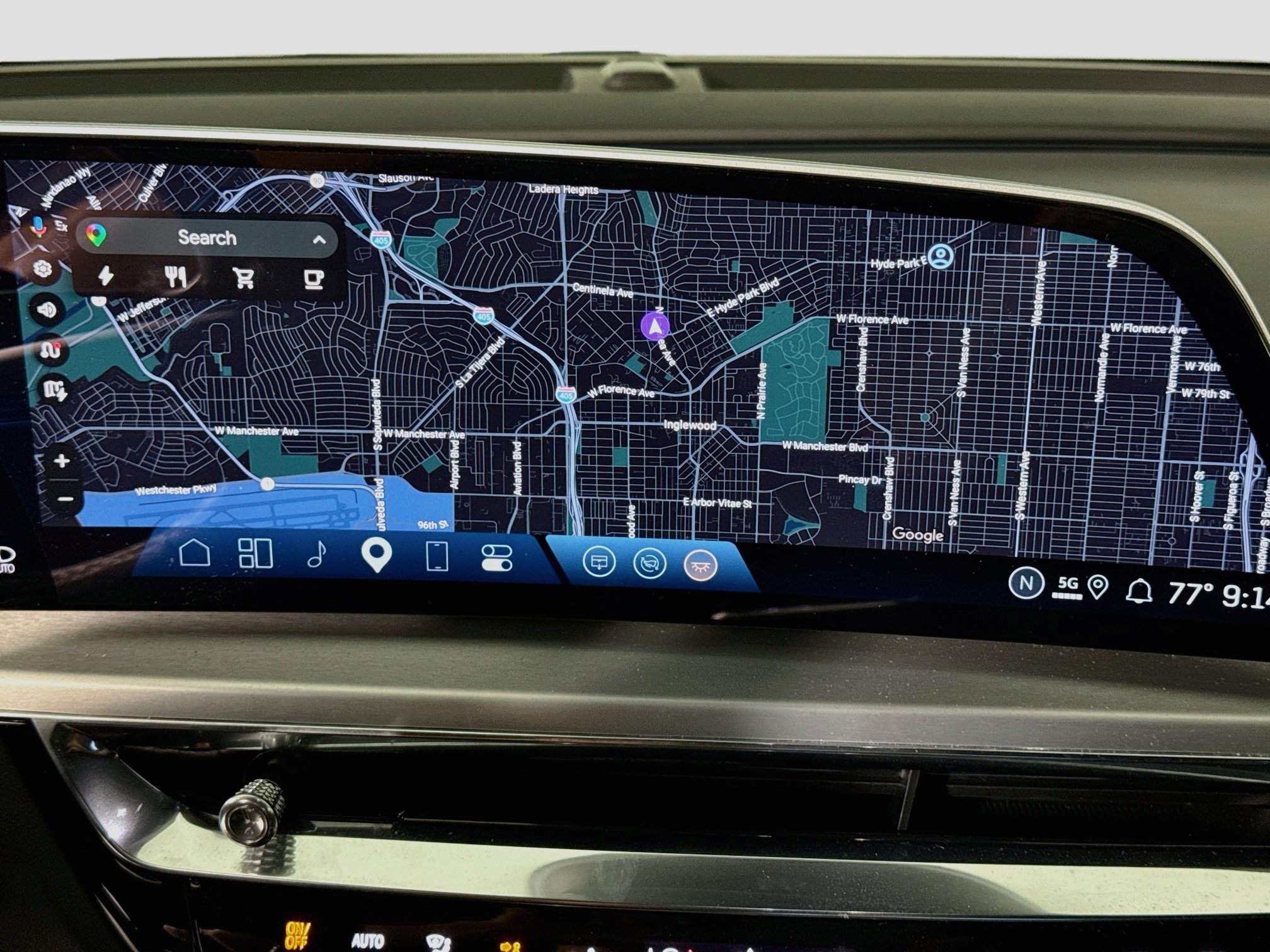 Used 2025 Cadillac Lyriq Luxury RWD image 15