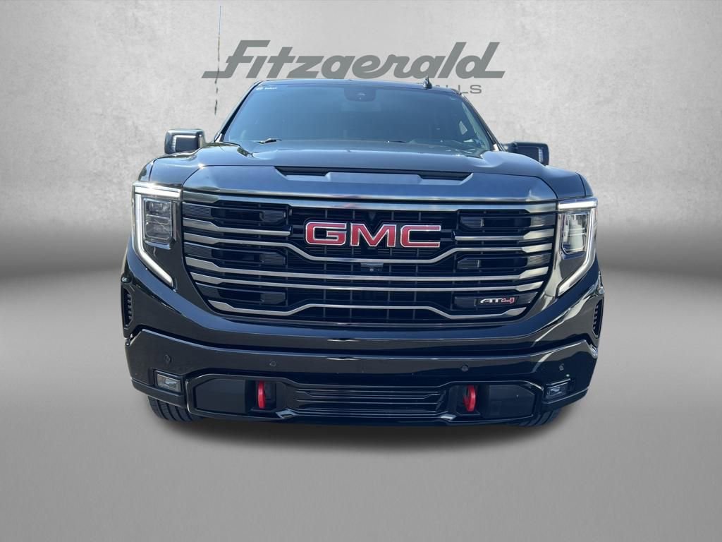 Used 2023 GMC Sierra 1500 AT4 image 2
