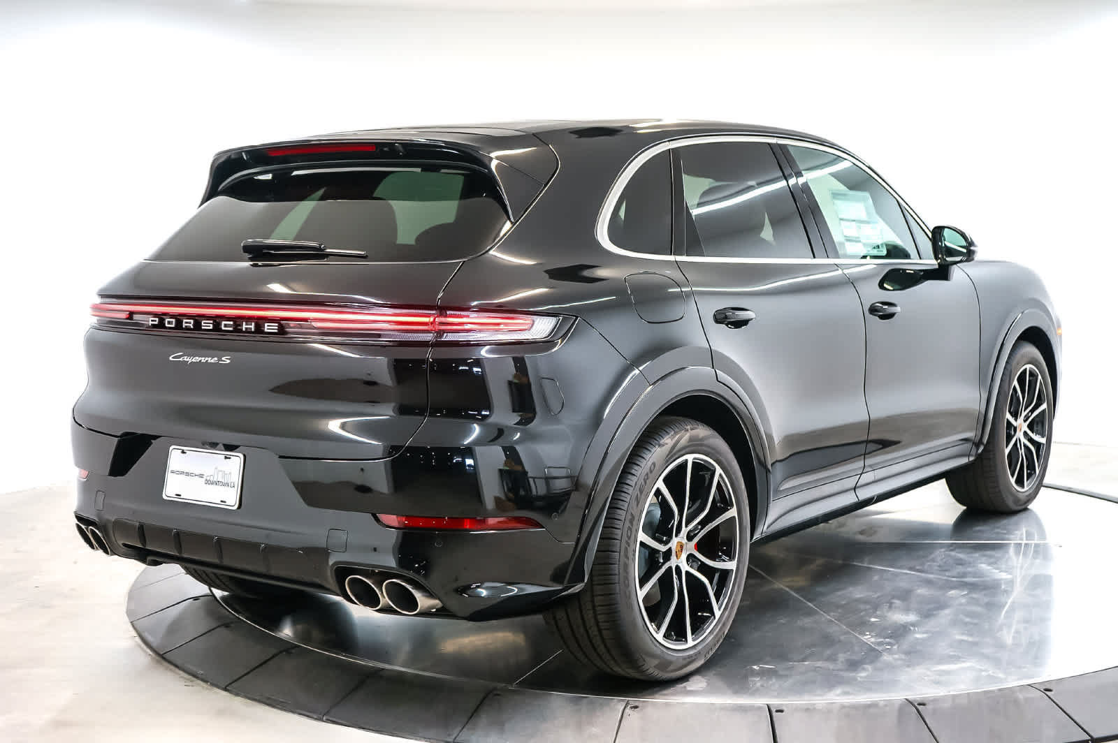 New 2026 Porsche Cayenne S AWD/4WD image 9
