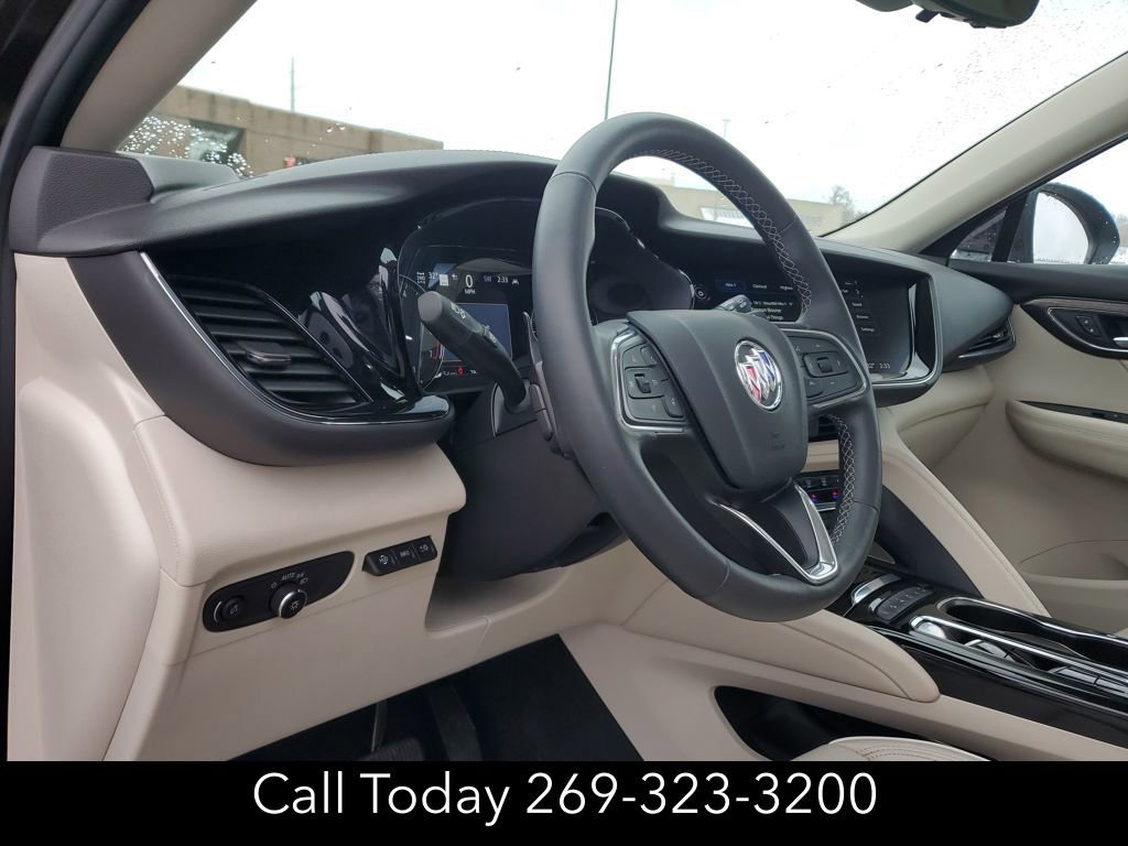Certified 2023 Buick Envision Avenir image 8