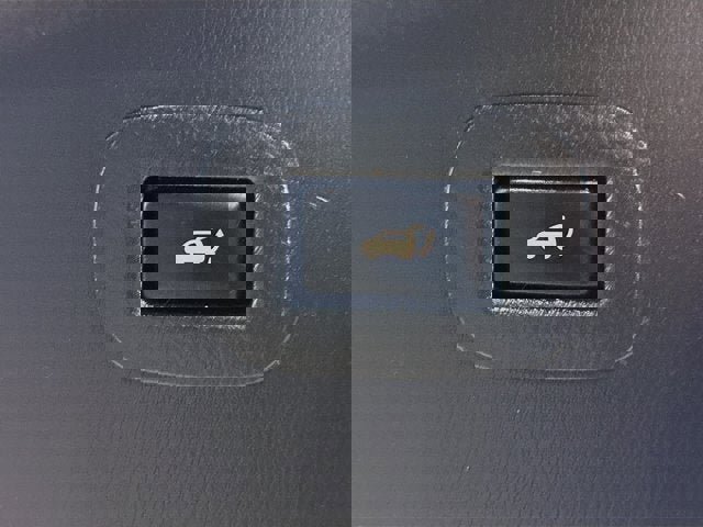 Used 2018 Nissan Armada Platinum w/ Captain Seat Package image 30