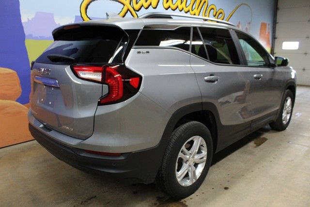 Certified 2023 GMC Terrain SLE w/ Driver Convenience Package AWD/4WD image 4