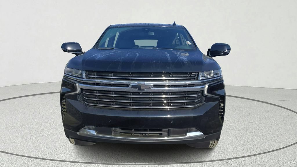 Used 2022 Chevrolet Suburban LT w/ LT Signature Plus Package RWD image 9