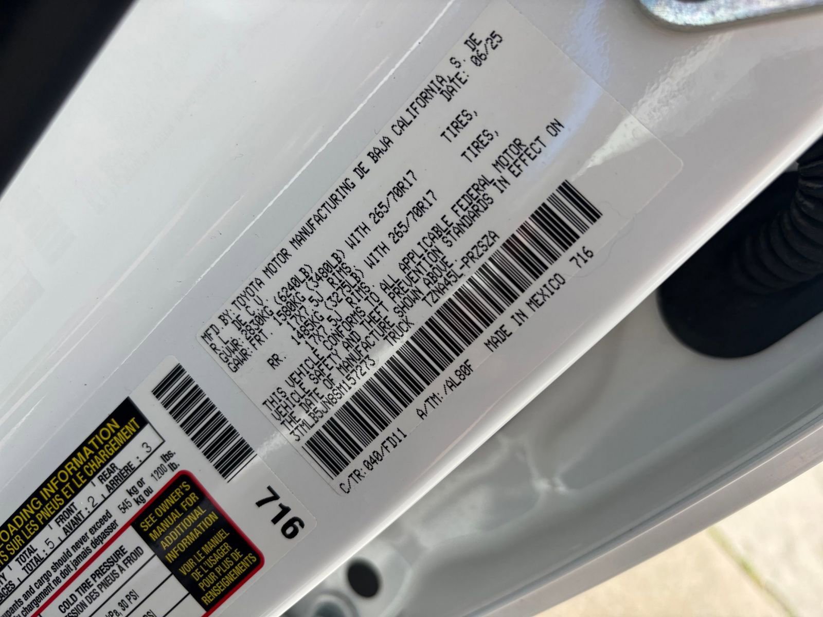 Used 2025 Toyota Tacoma TRD Off-Road image 27