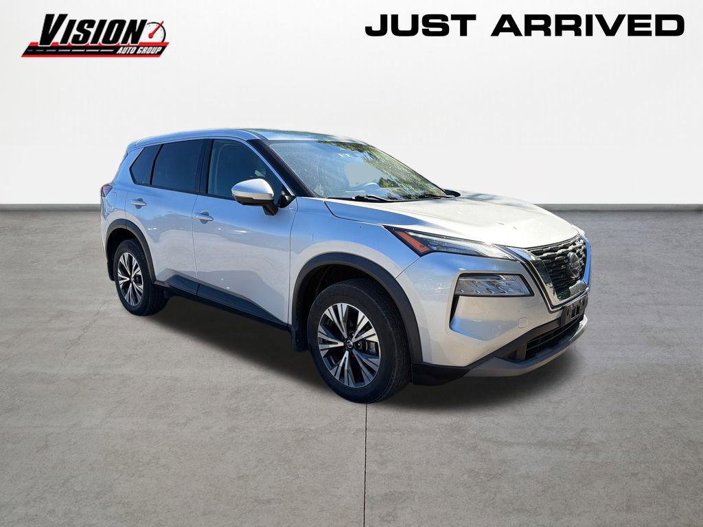 Used 2021 Nissan Rogue SV AWD/4WD image 3