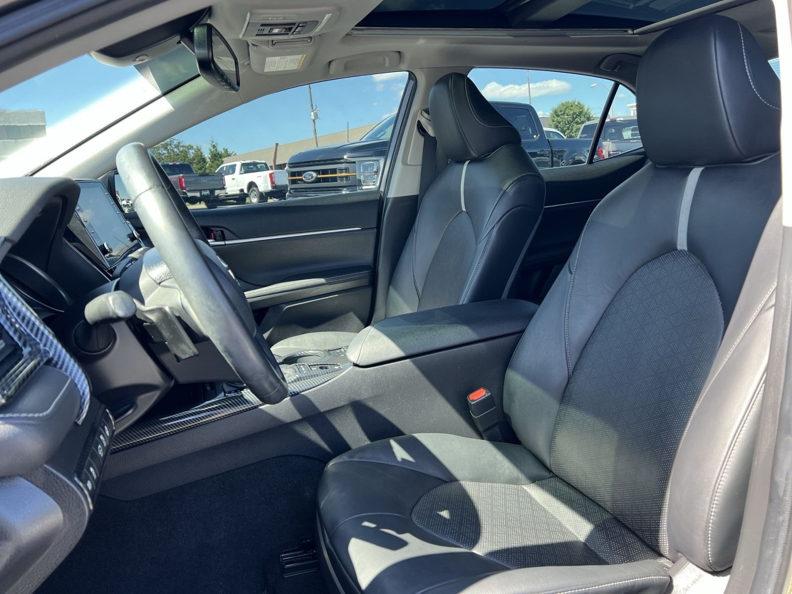 Used 2021 Toyota Camry XSE w/ Cold Weather Package AWD/4WD image 13