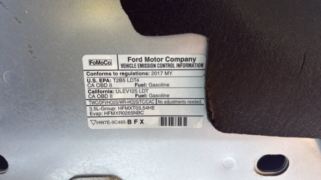Used 2017 Ford Expedition XLT AWD/4WD image 30