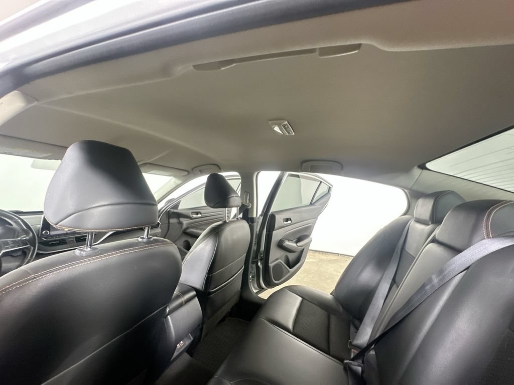 Used 2022 Nissan Altima 2.5 SR FWD image 14