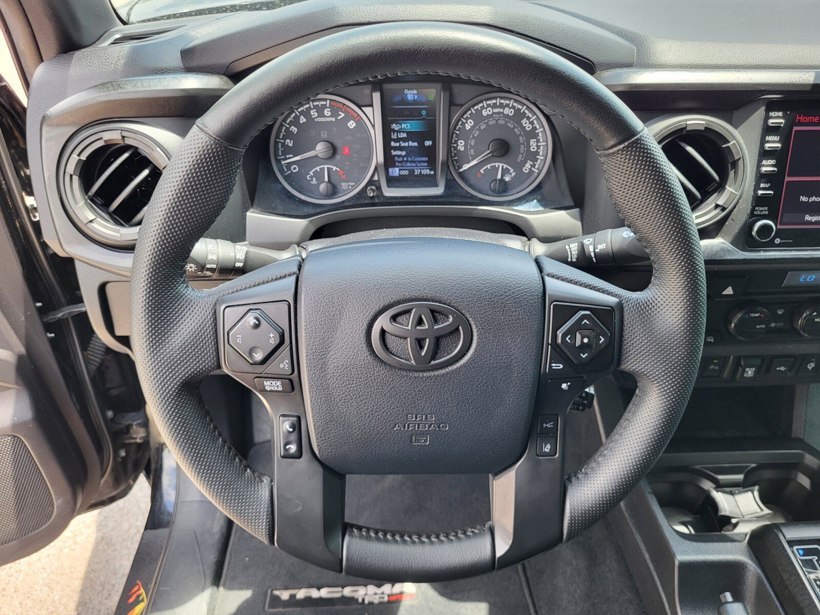 Used 2023 Toyota Tacoma TRD Off-Road image 25