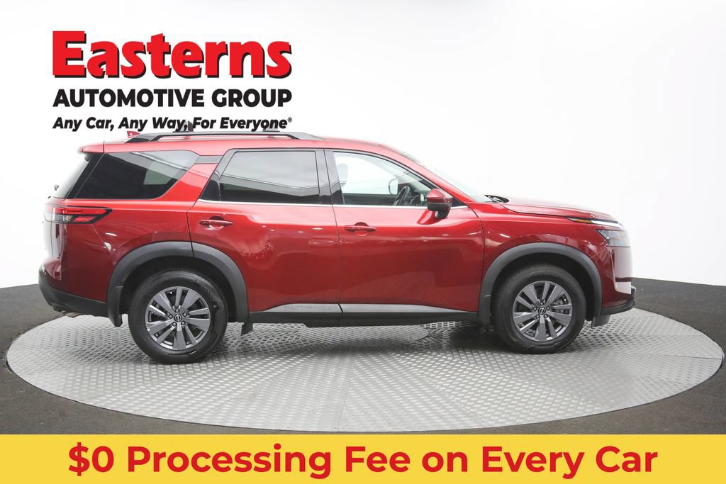 Used 2024 Nissan Pathfinder SV AWD/4WD image 46