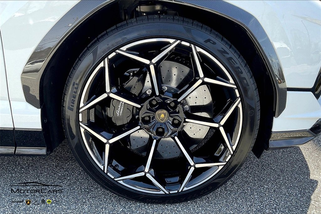 Used 2023 Lamborghini Urus Performante image 31
