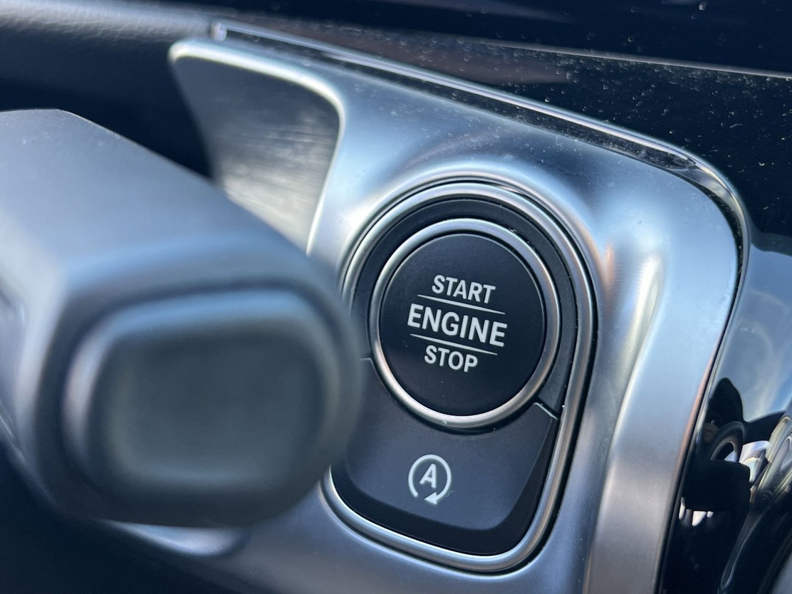 Used 2021 Mercedes-Benz GLB 250 4MATIC image 35