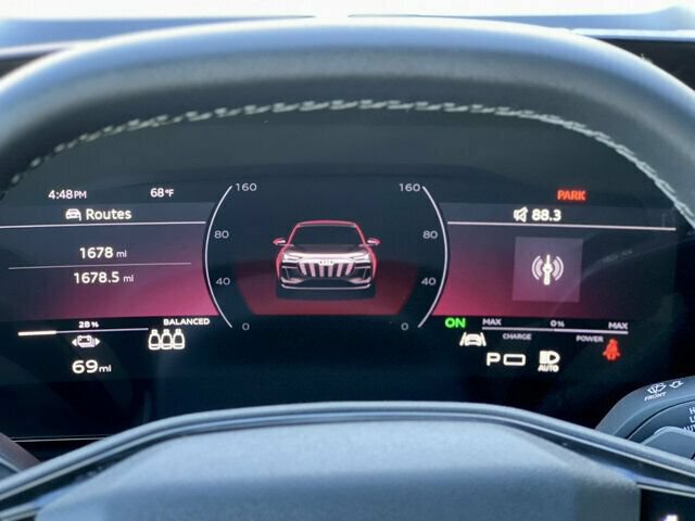 Used 2025 Audi SQ6 e-tron Premium Plus w/ Premium Plus AWD/4WD image 22