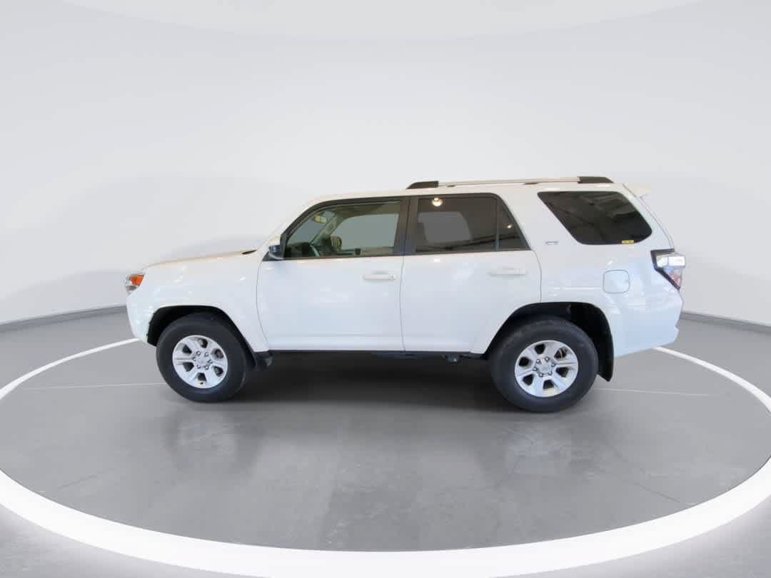 Certified 2024 Toyota 4Runner SR5 AWD/4WD image 5
