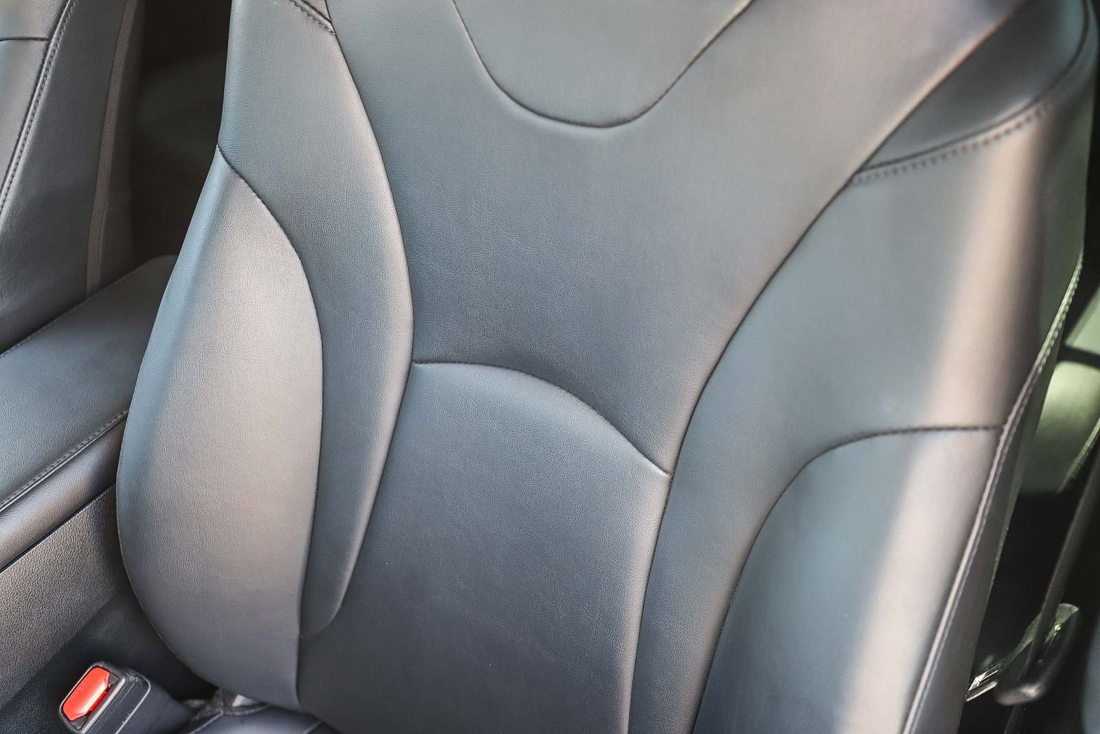 Used 2019 Toyota Prius Prime Premium FWD image 23