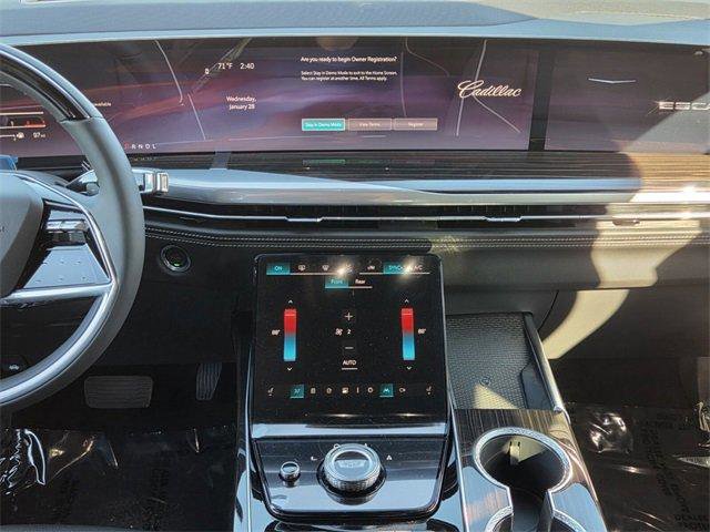 New 2026 Cadillac Escalade Luxury image 17
