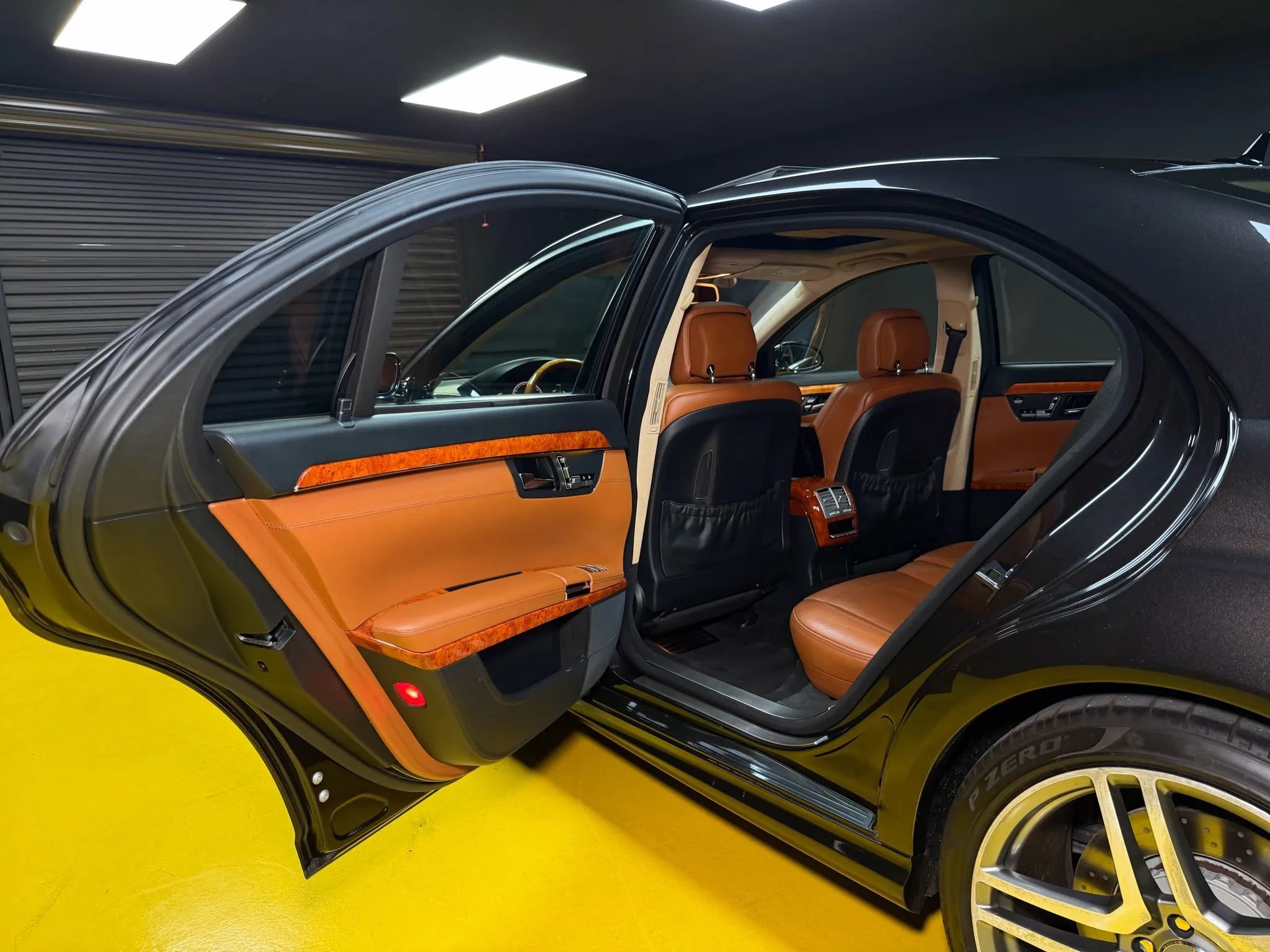 Used 2007 Mercedes-Benz S 65 AMG image 17