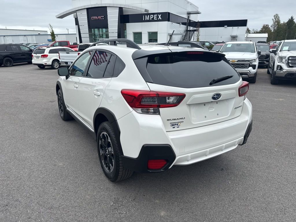 Used 2023 Subaru Crosstrek 2.0i image 3
