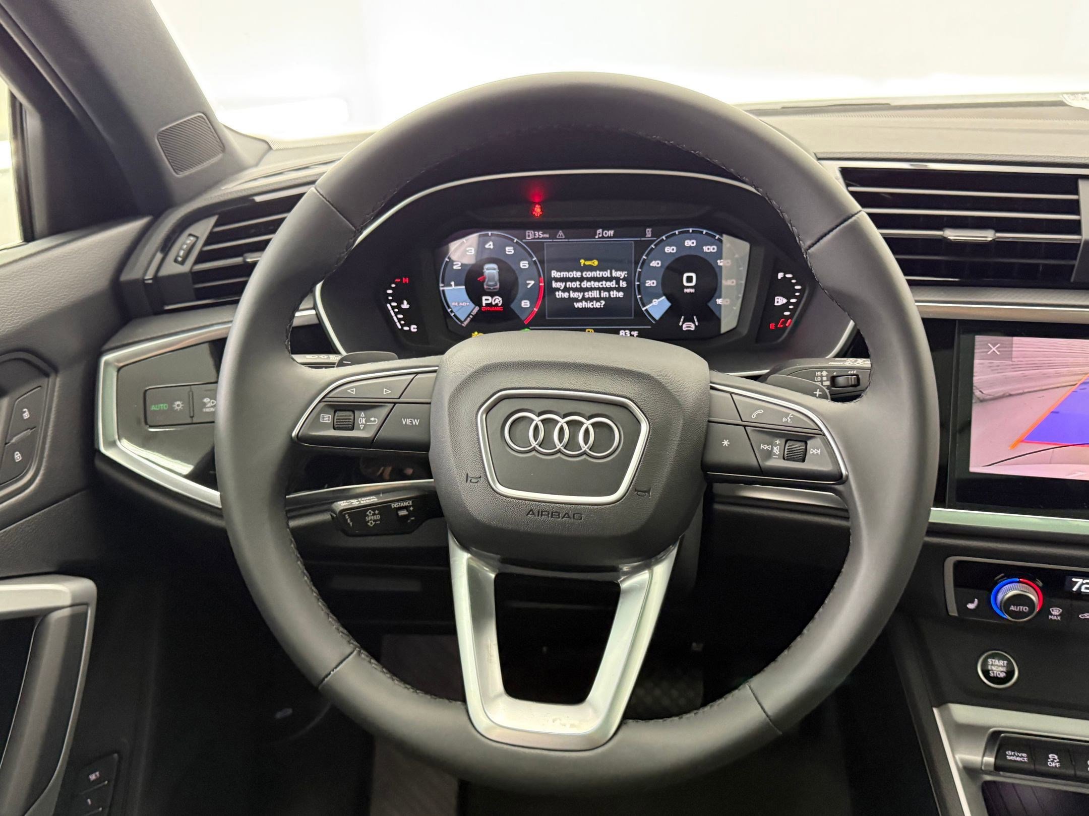 Used 2025 Audi Q3 2.0T Premium w/ Convenience Package AWD/4WD image 17