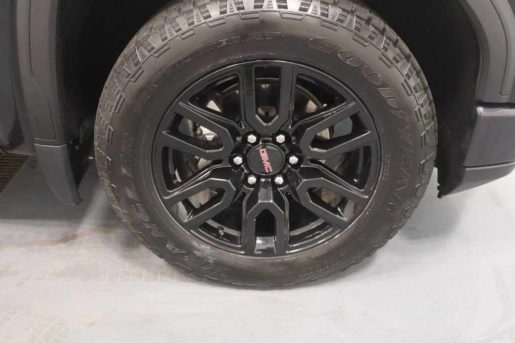 Used 2023 GMC Sierra 1500 Elevation image 25