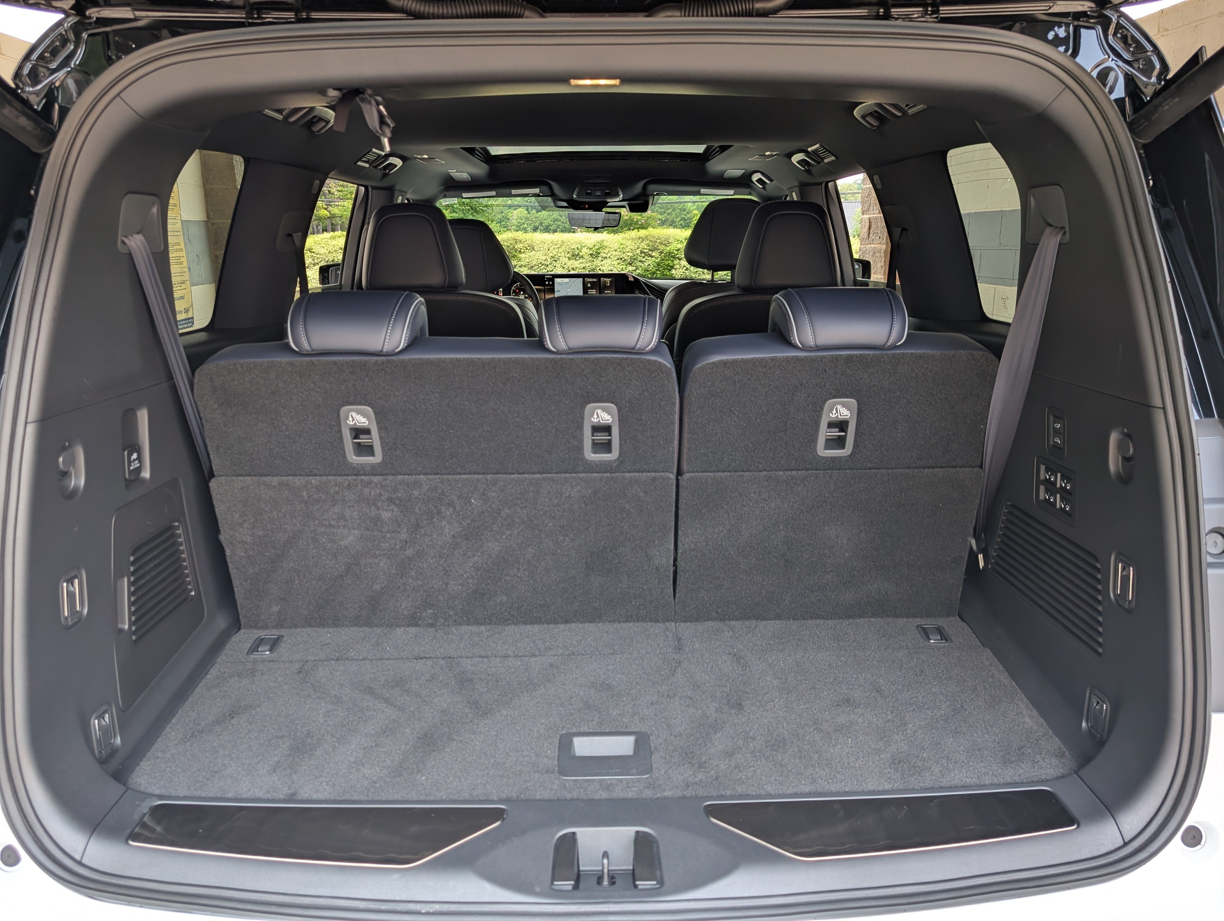 Used 2026 INFINITI QX80 4WD w/ Sport Exterior Package image 20